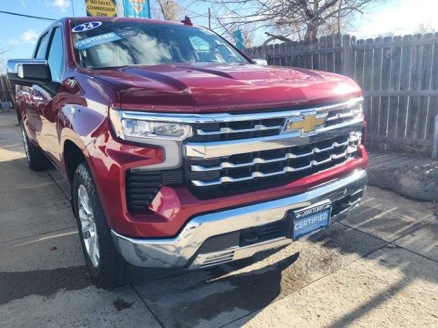 2024 Chevrolet Silverado 1500 Vehicle Photo in ENGLEWOOD, CO 80113-6708