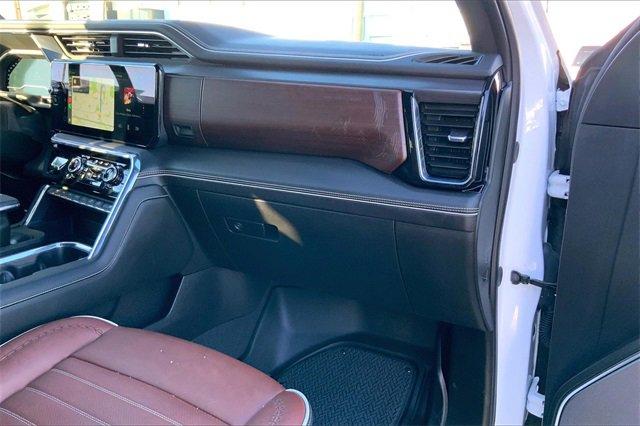 2024 GMC Sierra 1500 Vehicle Photo in INDEPENDENCE, MO 64055-1377