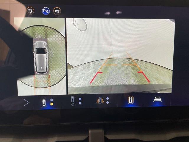2025 Chevrolet Equinox Vehicle Photo in PHOENIX, AZ 85014-3381