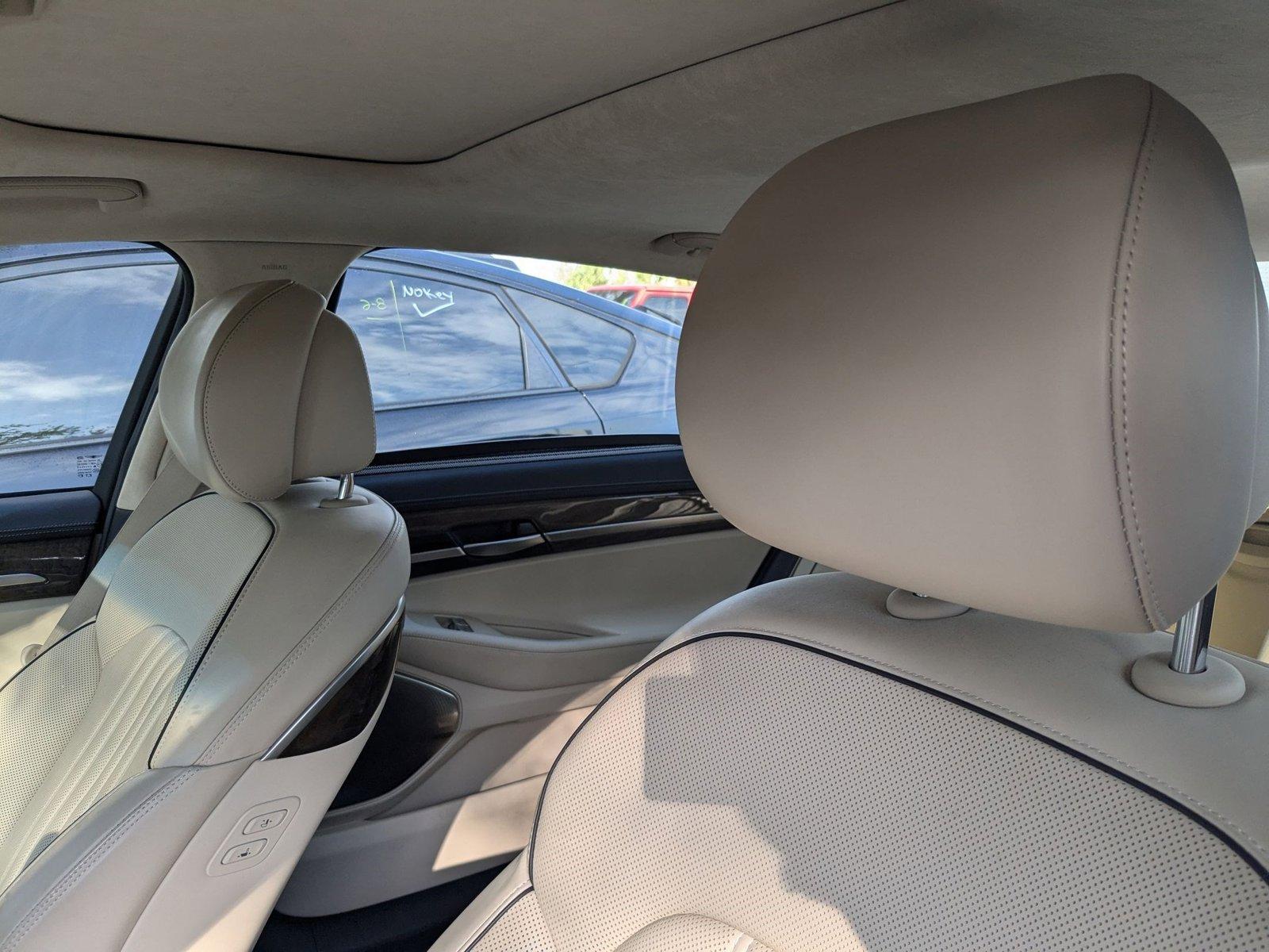 2019 Genesis G90 Vehicle Photo in Tampa, FL 33614