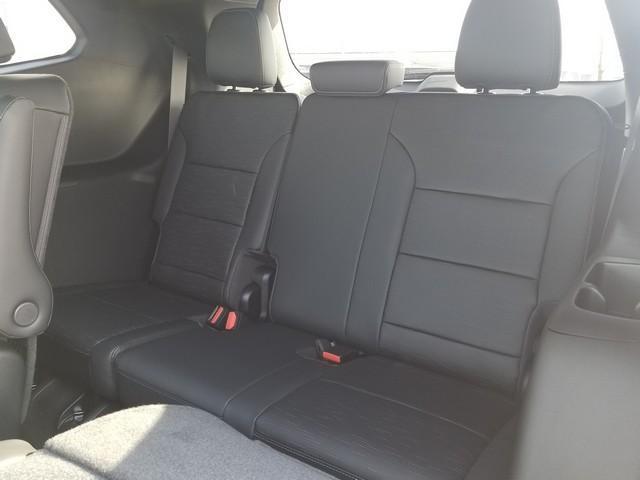 2025 Buick Enclave Vehicle Photo in ELYRIA, OH 44035-6349