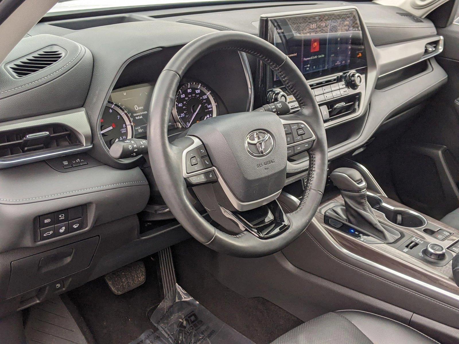 2022 Toyota Highlander Vehicle Photo in Cockeysville, MD 21030