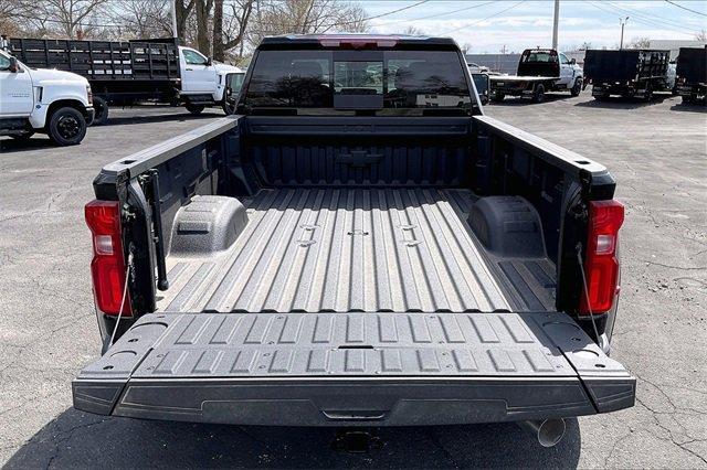 2025 Chevrolet Silverado 3500 HD Vehicle Photo in INDEPENDENCE, MO 64055-1314