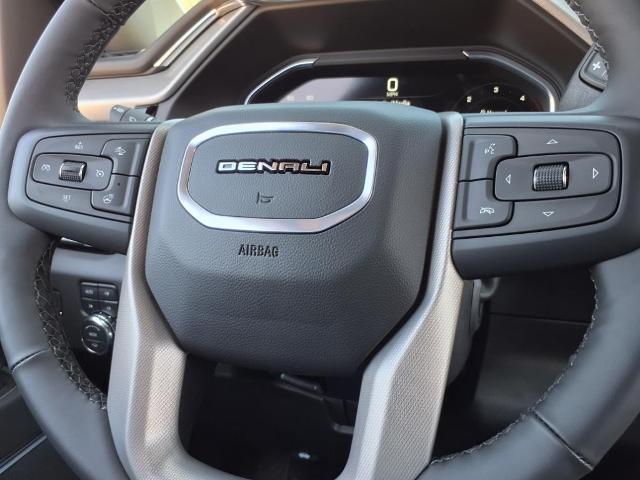 2025 GMC Sierra 2500 HD Vehicle Photo in Denton, TX 76205
