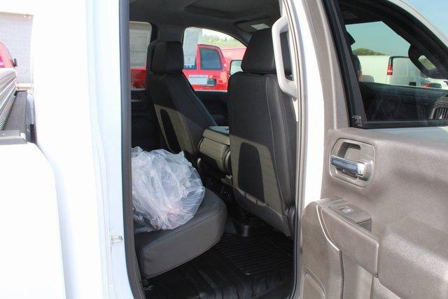 2025 Chevrolet Silverado 3500 HD Vehicle Photo in SAINT CLAIRSVILLE, OH 43950-8512
