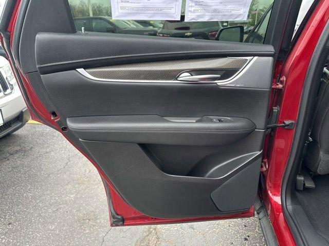 2021 Cadillac XT5 Vehicle Photo in MEDINA, OH 44256-9631