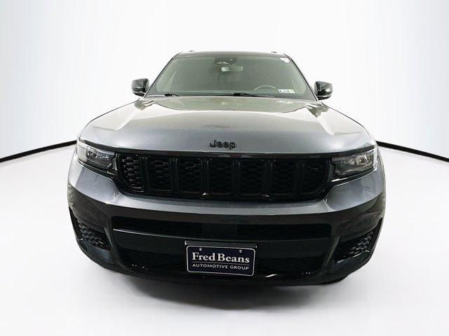 2023 Jeep Grand Cherokee L Vehicle Photo in Doylsetown, PA 18901