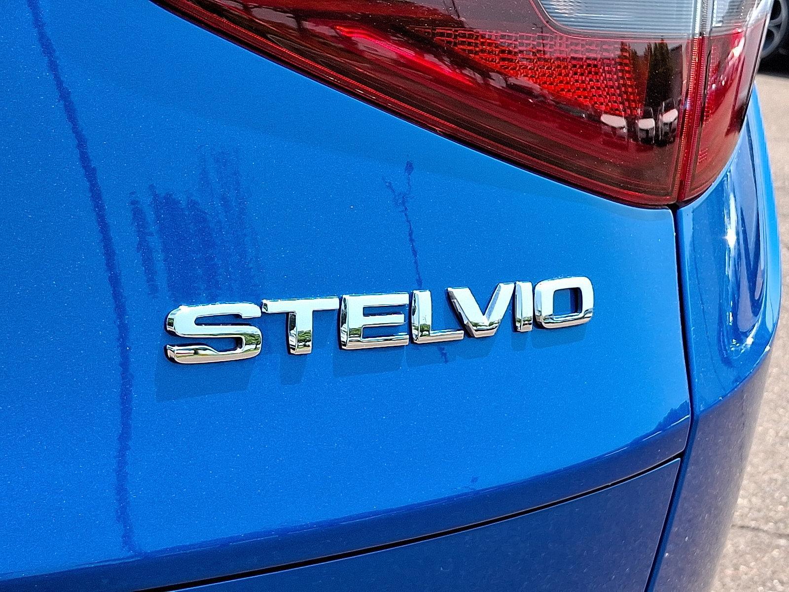 2023 Alfa Romeo Stelvio Vehicle Photo in Willow Grove, PA 19090