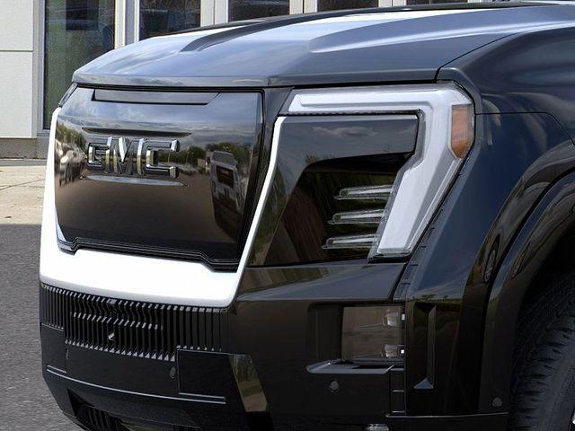 2025 GMC Sierra EV Vehicle Photo in DANBURY, CT 06810-5034