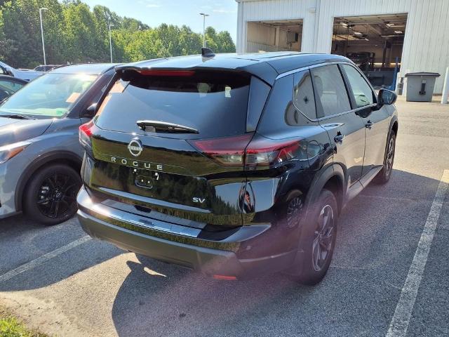 2024 Nissan Rogue Vehicle Photo in EMPORIA, VA 23847-1235