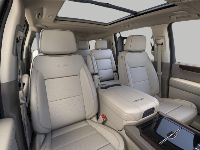 2025 GMC Yukon XL Vehicle Photo in APPLETON, WI 54914-8833