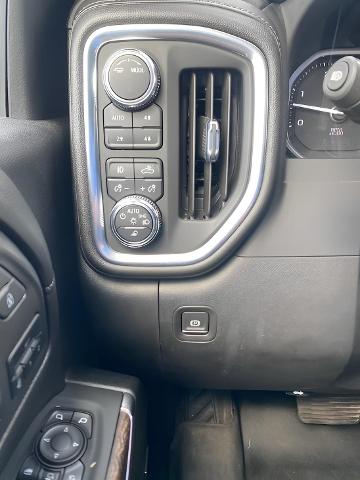 2022 GMC Sierra 3500 HD Vehicle Photo in APPLETON, WI 54914-8833