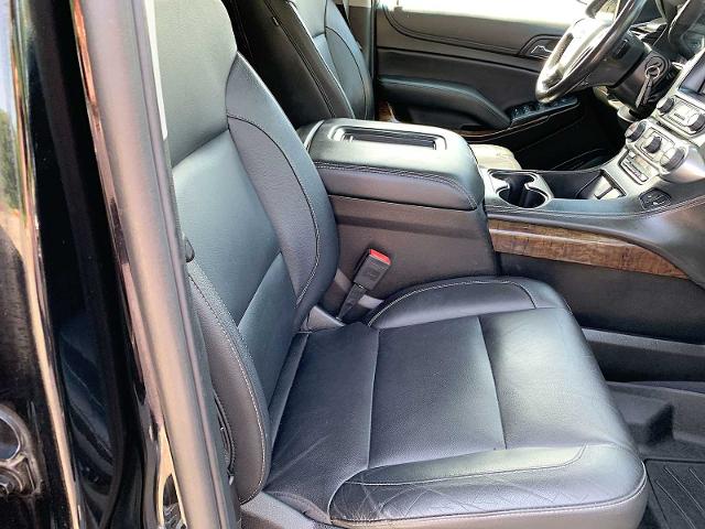 2019 Chevrolet Tahoe Vehicle Photo in MOON TOWNSHIP, PA 15108-2571