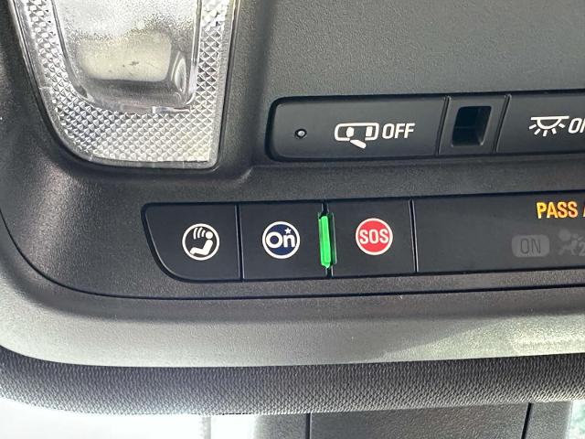 2023 Chevrolet Traverse Vehicle Photo in Roslyn, NY 11576