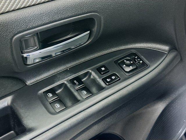 2018 Mitsubishi Outlander Vehicle Photo in Doylsetown, PA 18901