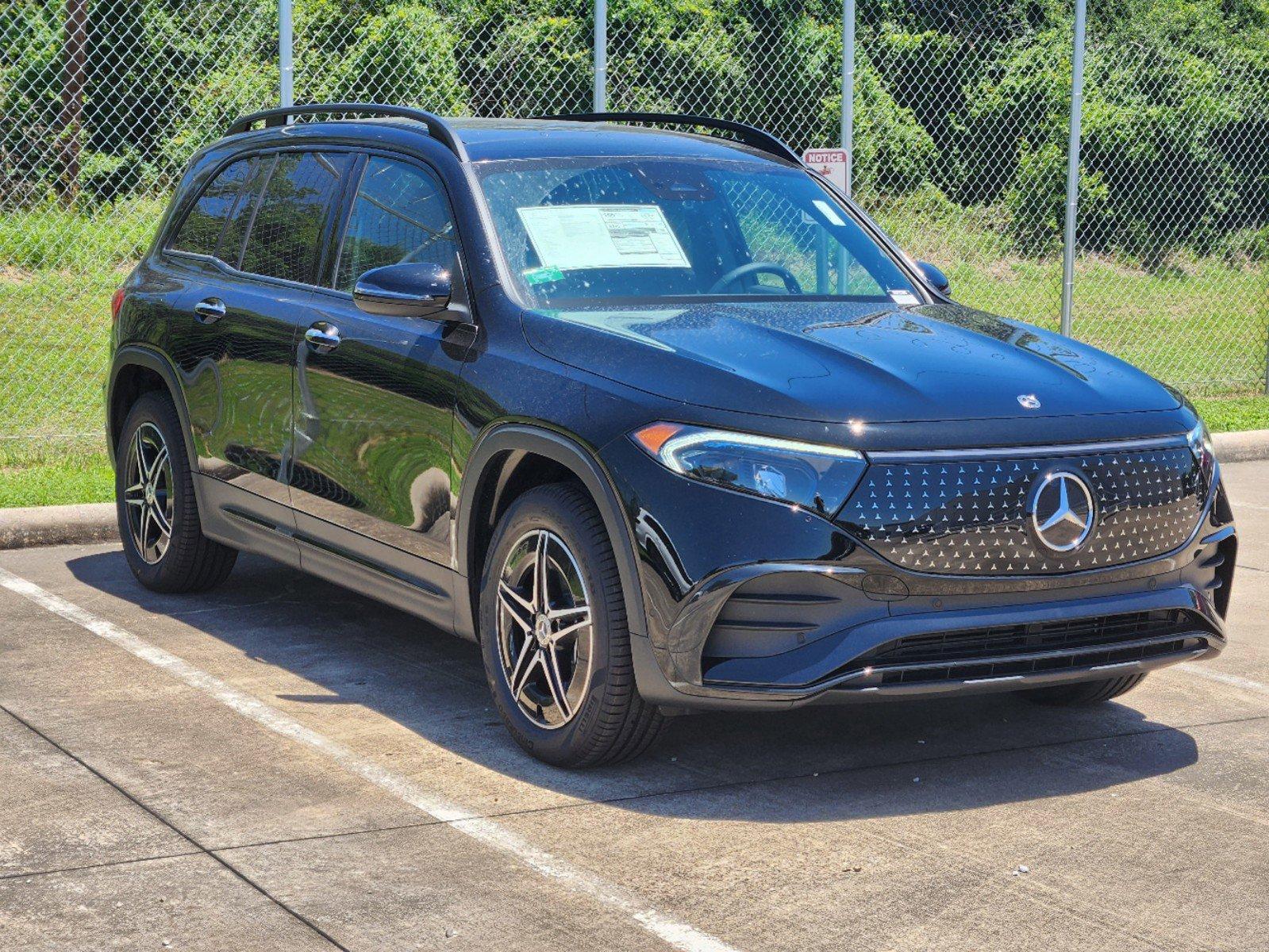 2024 Mercedes-Benz EQB Vehicle Photo in HOUSTON, TX 77079