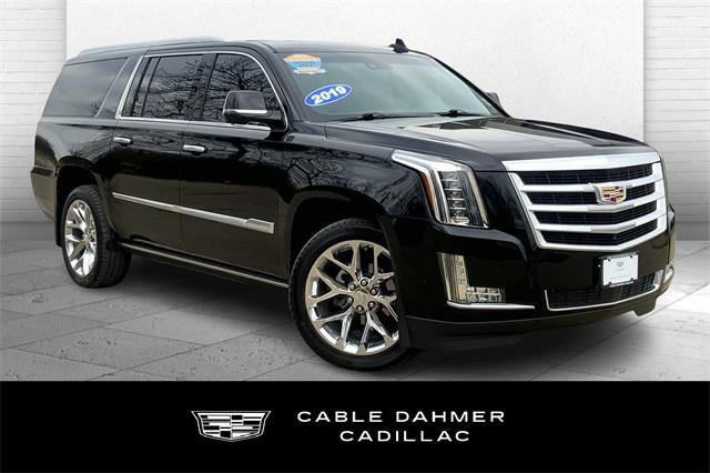 2019 Cadillac Escalade ESV Vehicle Photo in KANSAS CITY, MO 64114-4545