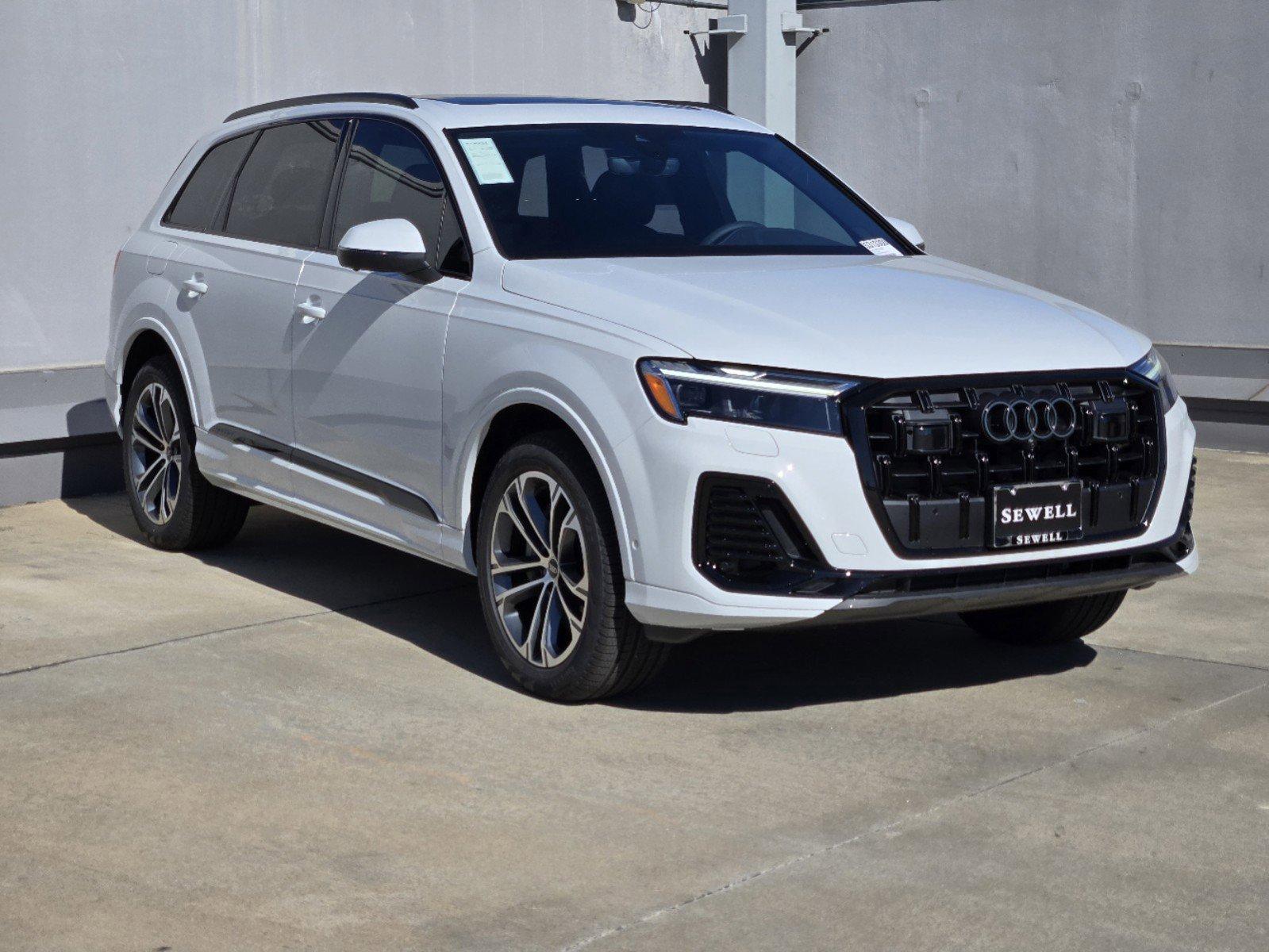 2025 Audi Q7 Vehicle Photo in SUGAR LAND, TX 77478