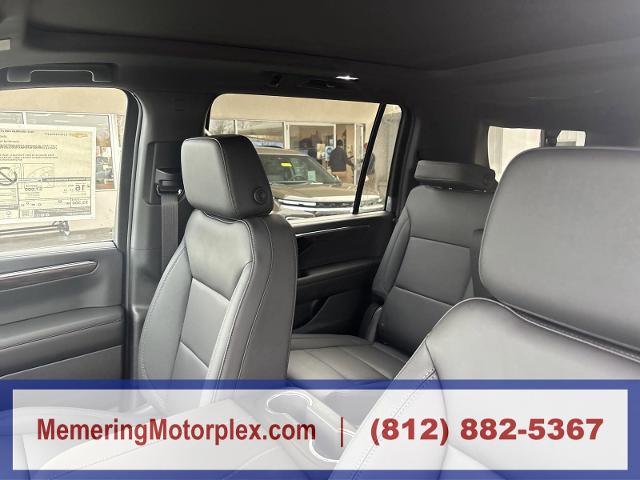 2025 Chevrolet Suburban Vehicle Photo in VINCENNES, IN 47591-5519