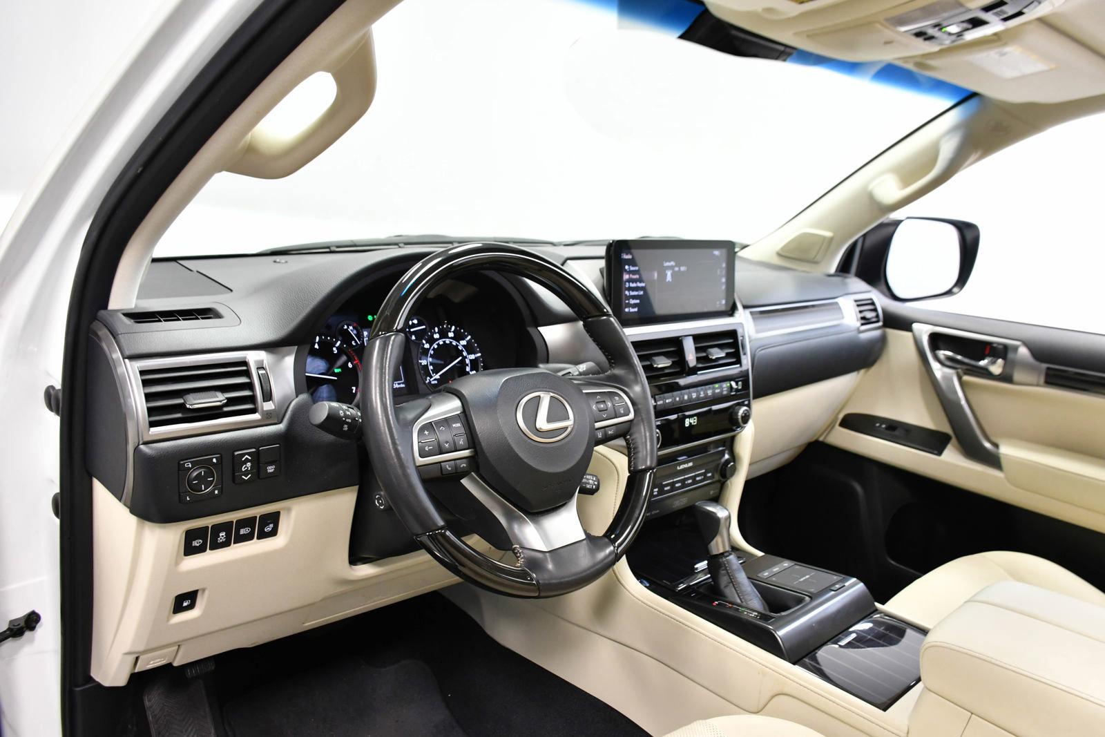 2023 Lexus GX 460 Vehicle Photo in DALLAS, TX 75235