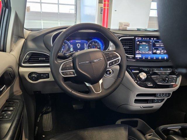 2022 Chrysler Pacifica Vehicle Photo in AKRON, OH 44320-4088