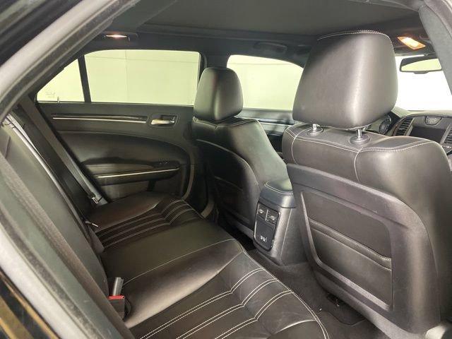2022 Chrysler 300 Vehicle Photo in PHOENIX, AZ 85014-3381