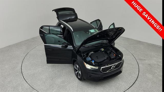 2024 Volvo XC40 Vehicle Photo in Grapevine, TX 76051