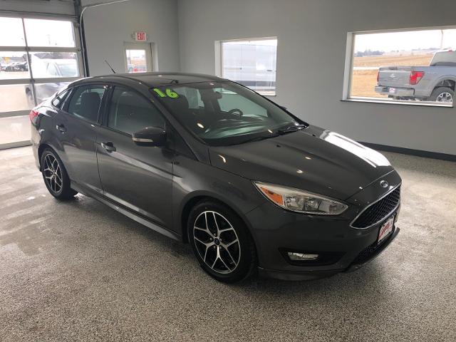 Used 2016 Ford Focus SE with VIN 1FADP3F26GL230034 for sale in Marengo, IA