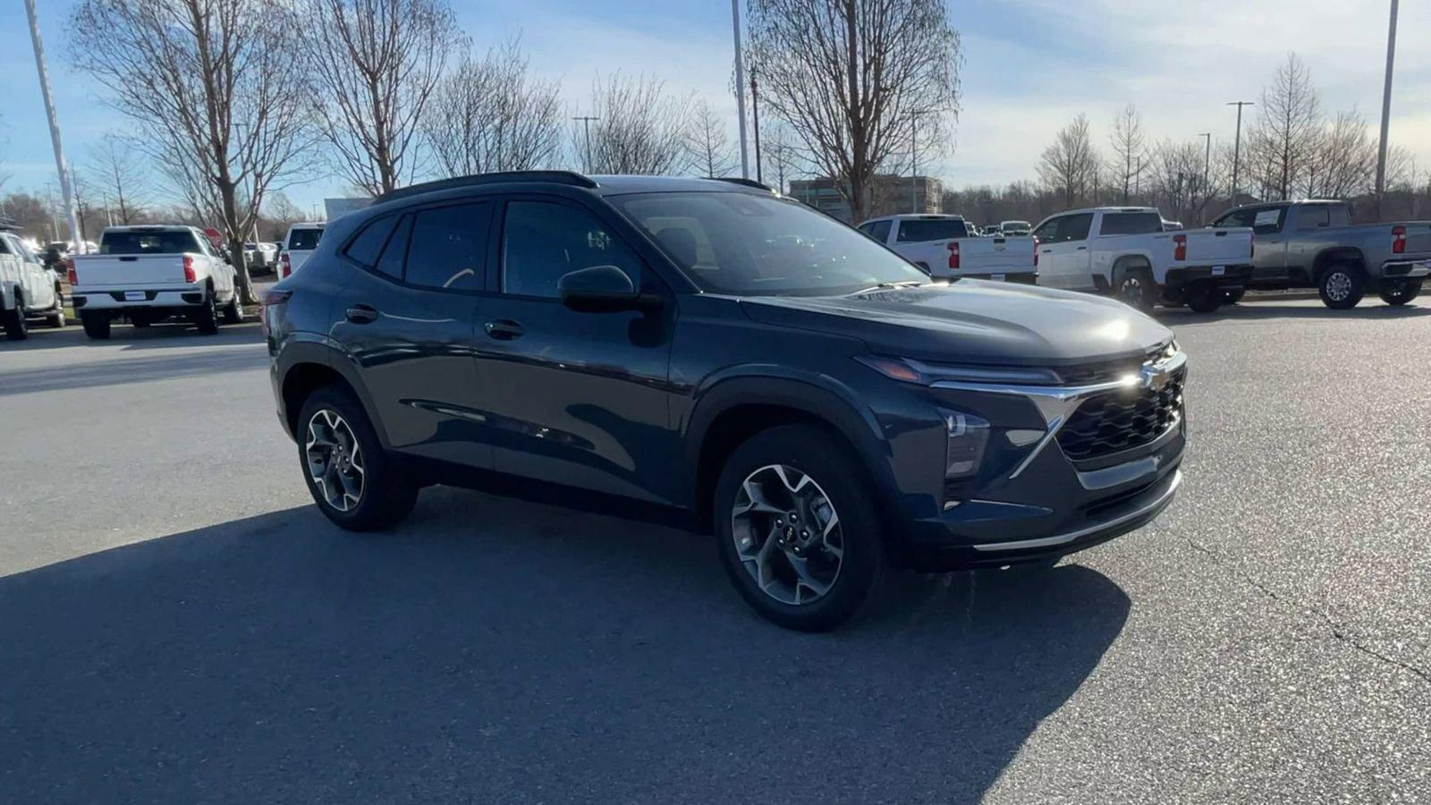 2025 Chevrolet Trax Vehicle Photo in BENTONVILLE, AR 72712-4322