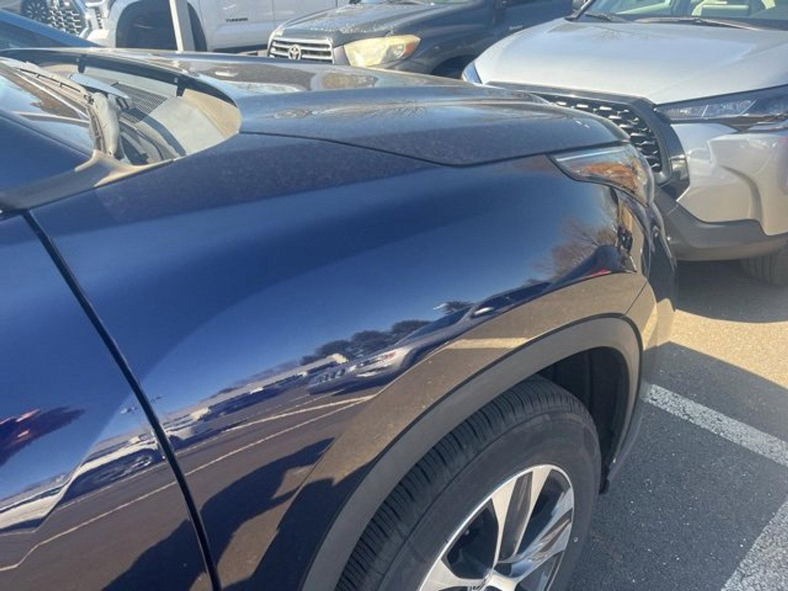 2023 Toyota Highlander Vehicle Photo in Trevose, PA 19053