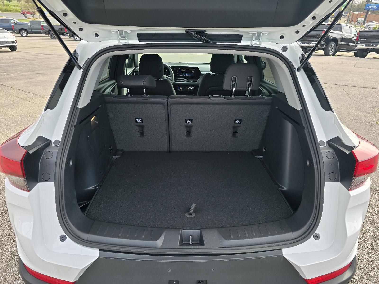 2025 Chevrolet Trailblazer Vehicle Photo in Rolla, MO 65401