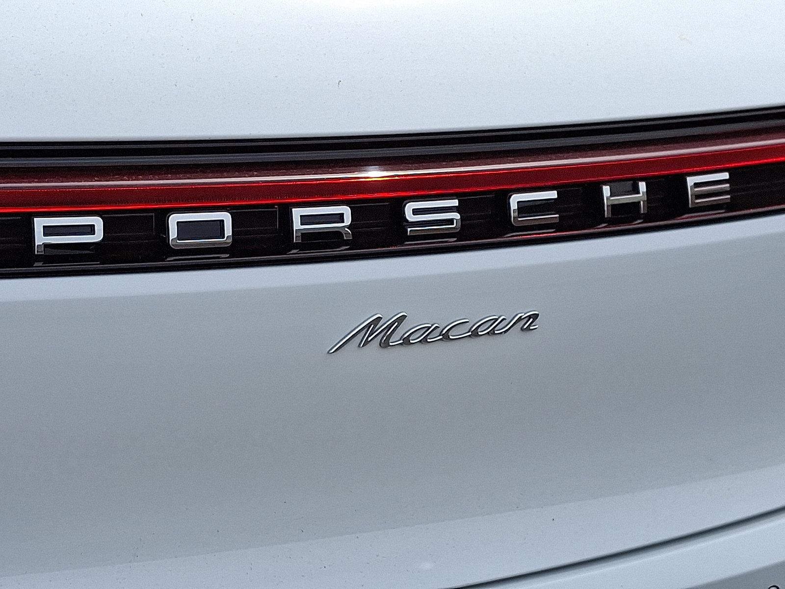 2020 Porsche Macan Vehicle Photo in Lancaster, PA 17601
