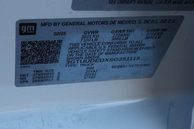 2025 GMC Sierra 1500 Vehicle Photo in AURORA, CO 80012-4011