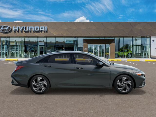2025 Hyundai ELANTRA Vehicle Photo in Peoria, IL 61615