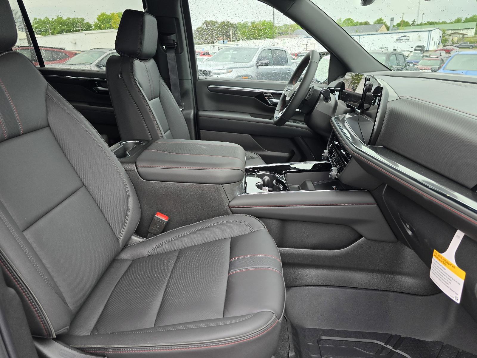 2025 Chevrolet Suburban Vehicle Photo in Rolla, MO 65401
