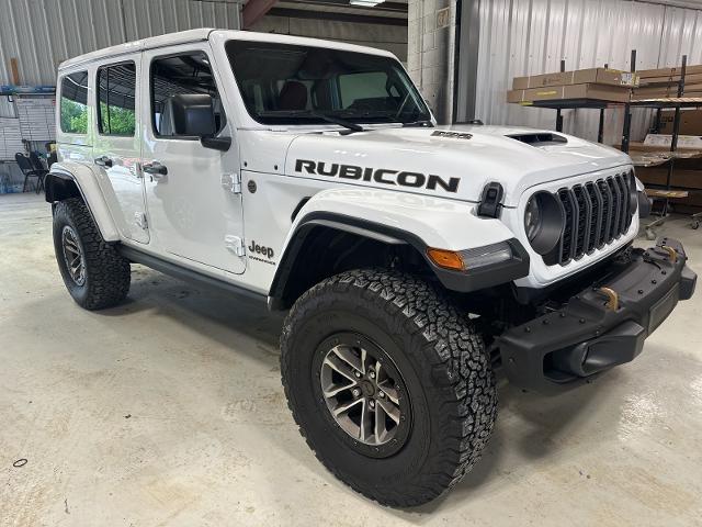 2024 Jeep Wrangler Vehicle Photo in Ennis, TX 75119-5114