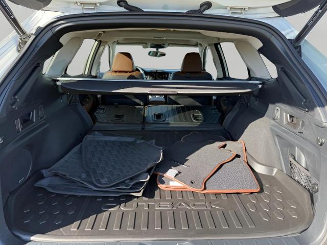 2022 Subaru Outback Vehicle Photo in Oshkosh, WI 54904