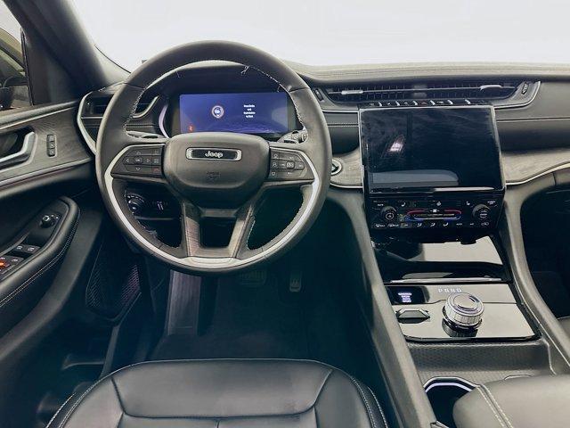 2024 Jeep Grand Cherokee L Vehicle Photo in Doylsetown, PA 18901