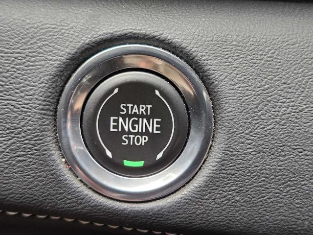 2021 Cadillac Escalade Vehicle Photo in DENTON, TX 76210-9321