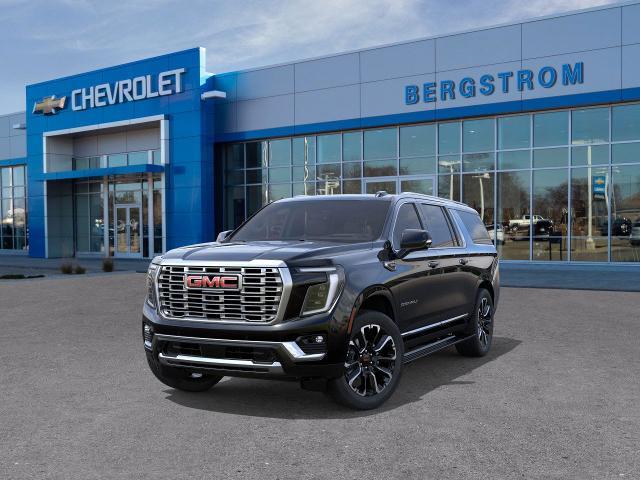 2025 GMC Yukon XL Vehicle Photo in OSHKOSH, WI 54904-7811