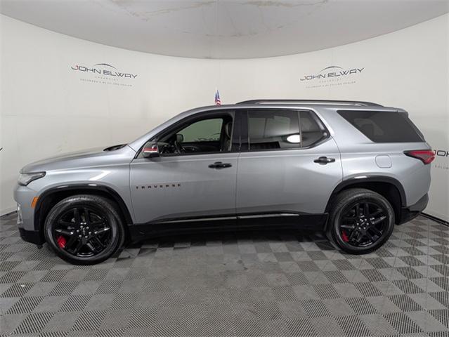 2023 Chevrolet Traverse Vehicle Photo in ENGLEWOOD, CO 80113-6708