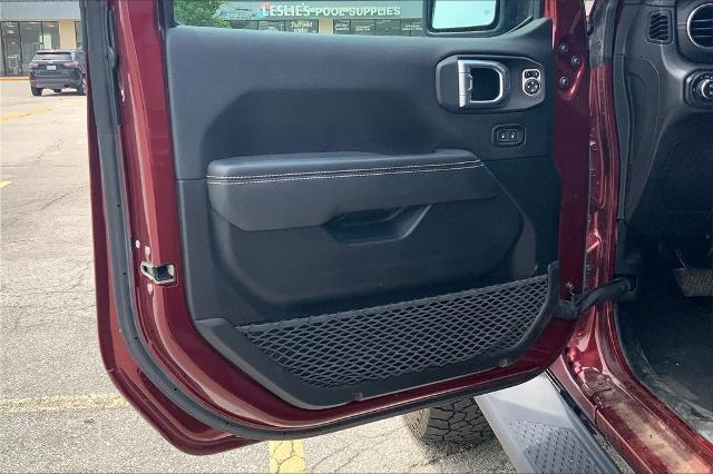 2021 Jeep Gladiator Vehicle Photo in Kansas City, MO 64114