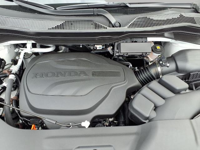 2025 Honda Ridgeline Vehicle Photo in Oshkosh, WI 54904