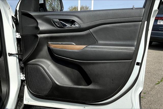 2023 GMC Acadia Vehicle Photo in Tulsa, OK 74145