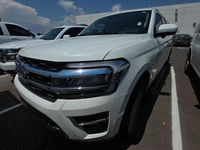 2024 Ford Expedition Max Vehicle Photo in ENGLEWOOD, CO 80113-6708