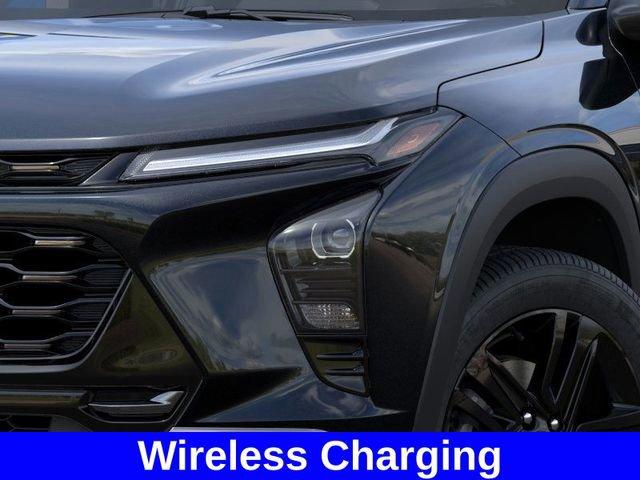 2025 Chevrolet Trax Vehicle Photo in BROCKTON, MA 02301-7113
