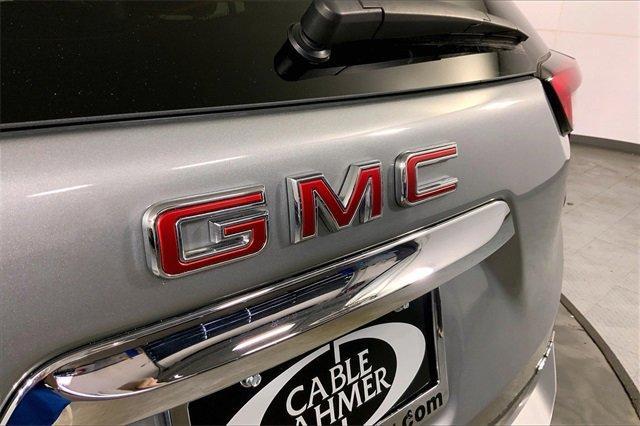 2024 GMC Terrain Vehicle Photo in KANSAS CITY, MO 64114-4502