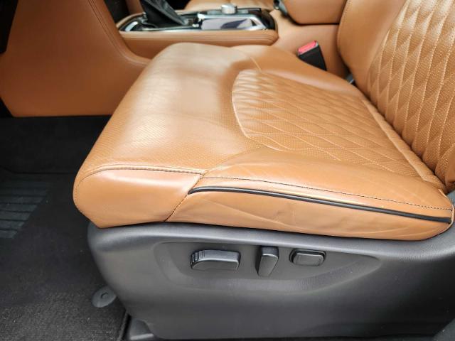 2022 INFINITI QX80 Vehicle Photo in DENTON, TX 76210-9321