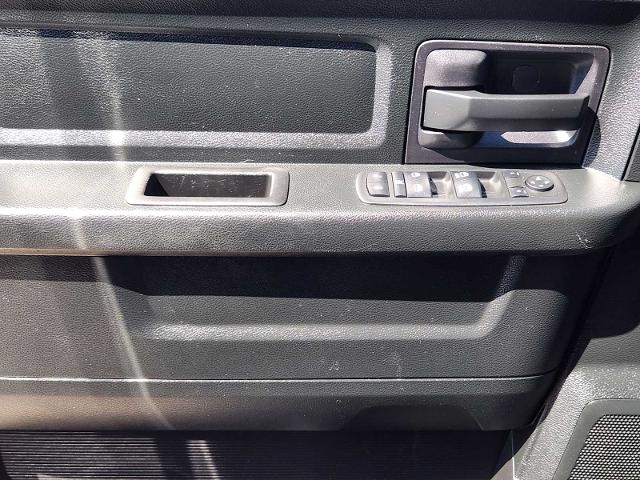 2018 Ram 1500 Vehicle Photo in DENTON, TX 76210-9321