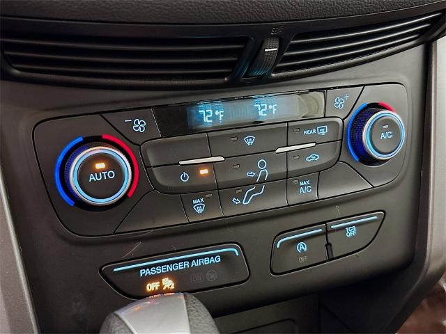 2017 Ford Escape Vehicle Photo in PUYALLUP, WA 98371-4149